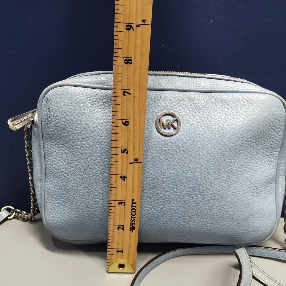 Michael Kors Crossbody Bag Women's Light Blue‎ Inner Pockets Adjustable Strap